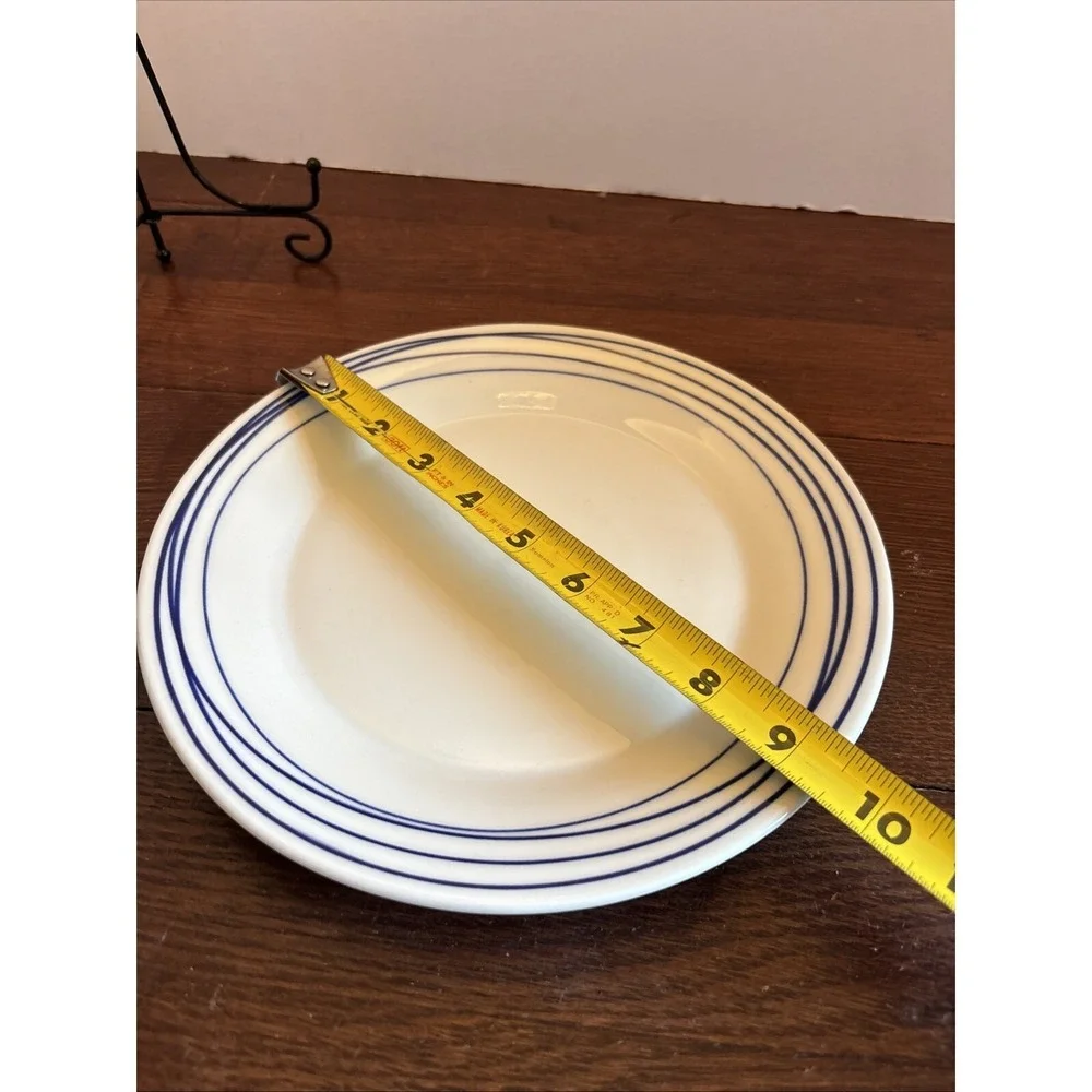 ROYAL DOULTON PACIFIC Plate 9 3/8